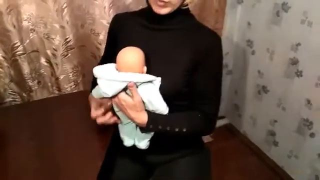 Как успокоить малыша при коликах. Секрет 36. смотреть онлайн