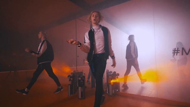 АРТЁМ ЧЕРНЫШОВ // Vogue