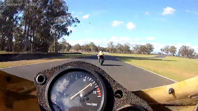 Production Race 2 onboard Gary @ Round 4 Southern Downs Road Race Series 2016 смотреть онлайн
