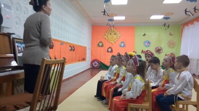 «Народные традиции встречи весны Обрядовые песни веснянки» смотреть онлайн