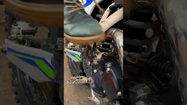 Запуск GR7 ASMR #питбайк #эндуро #мотоэндуро #мото #кросс #asmr смотреть онлайн