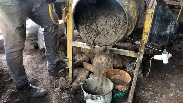 Трещина в стене дома из пеноблока/Дом в деревне/Стройка своими руками/Укрепление фундамента смотреть онлайн