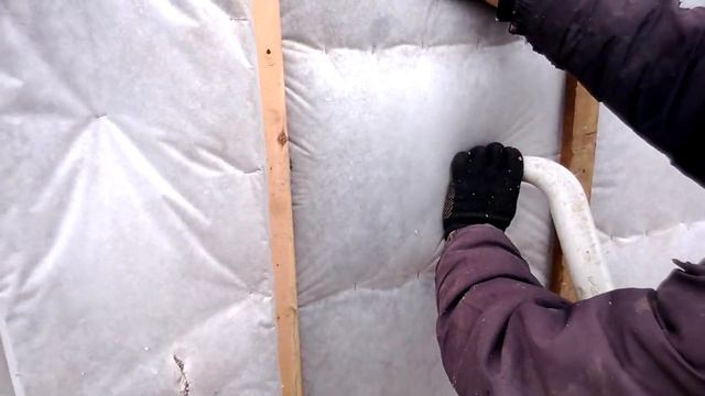 Уплотнение Эковаты в неплотных местах