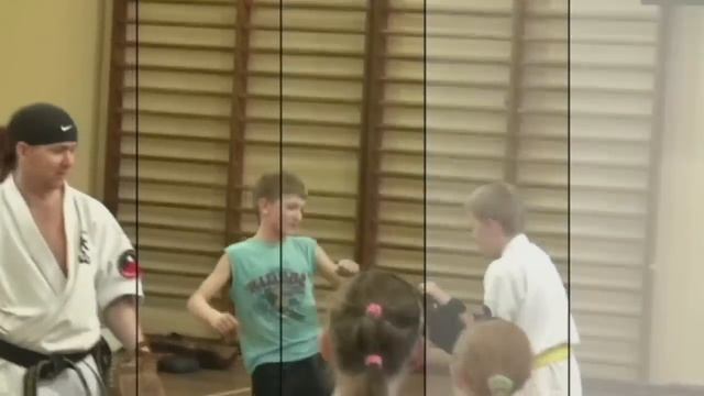 Oyama Karate trening juniorów 2011- instruktor sensei Artur Niezgoda- Ronin Żagań смотреть онлайн