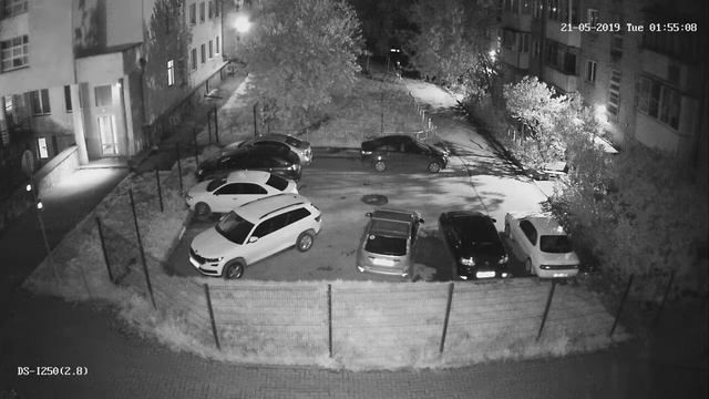 Видео с ip камеры DS I250 2.8 mm смотреть онлайн