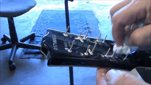 BLACK MOTSO GUITAR SETUP AND QUICK REPAIR смотреть онлайн