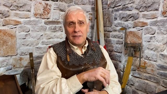 Could medieval longbow arrows penetrate plate armour? смотреть онлайн