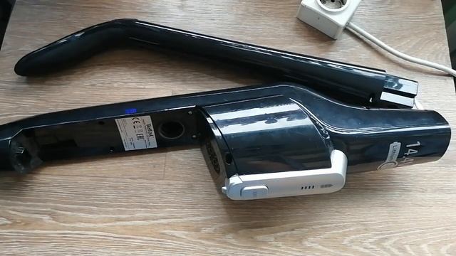 Вертикальный беспроводной пылесос не включается не заряжается смотреть онлайн