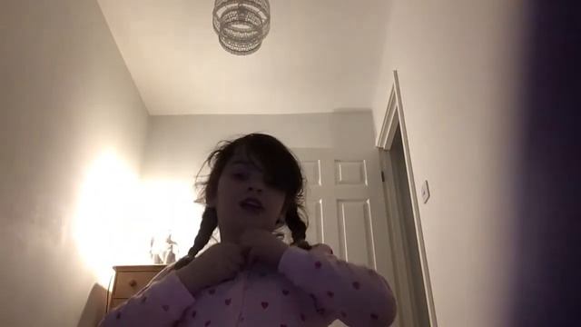 My sister’s lol found this on there iPad смотреть онлайн