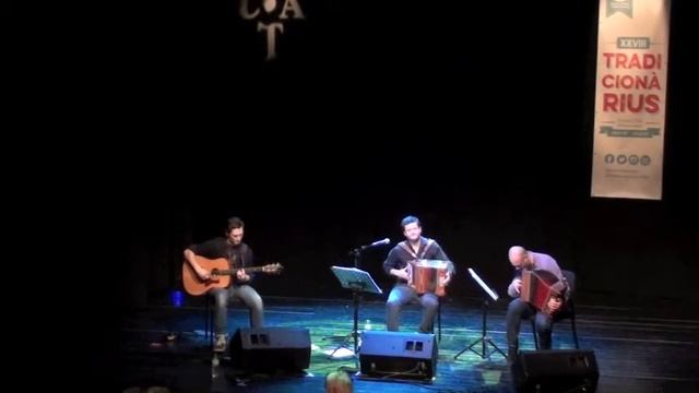 Blue reed Mazurka in blue смотреть онлайн