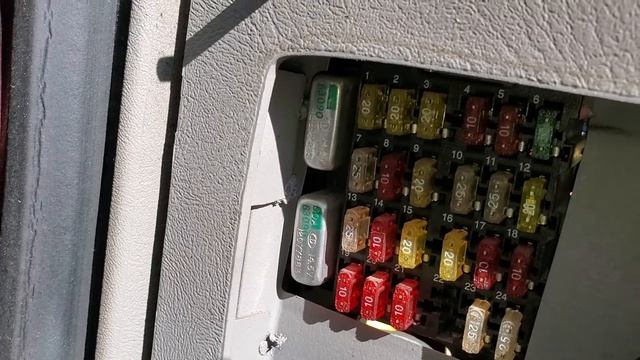 1997 Chevy Tahoe Cigarette Lighter Fuse, Power Outlet Fuse Location смотреть онлайн