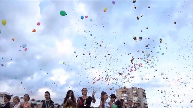 С Днём Рожденья, милый Май! смотреть онлайн