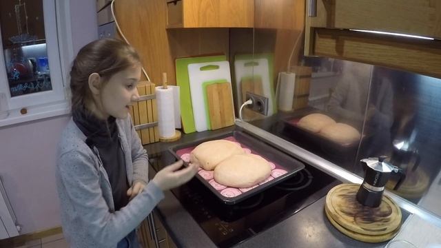 ХЛЕБ ДОМА смотреть онлайн