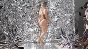 Марисса Ду Буа в ЗАМЕДЛЕННОЙ СЪЕМКЕ  Арт Базель  Майами