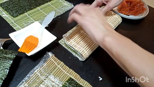 Как сделать роллы дома? смотреть онлайн
