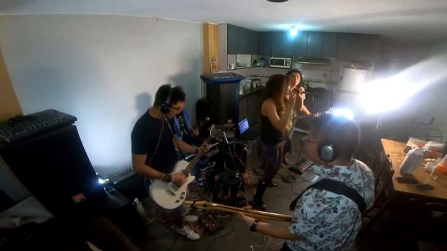 EL SOLO NO REGRESA - La Quinta estación Cover band T - rex. смотреть онлайн