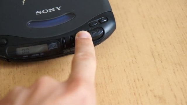 CD плеер Sony Discman D-141 смотреть онлайн