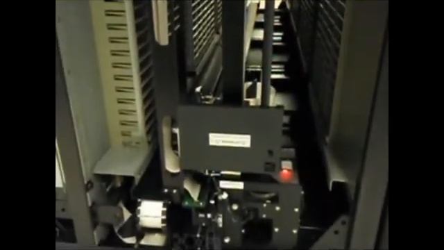 IBM Robotic Tape Library смотреть онлайн