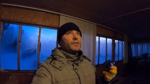 Установка входной металлической двери в каркасном доме #ДомОгород