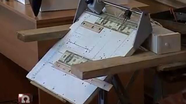 Фальсификаци долларов кандидатами в депутаты