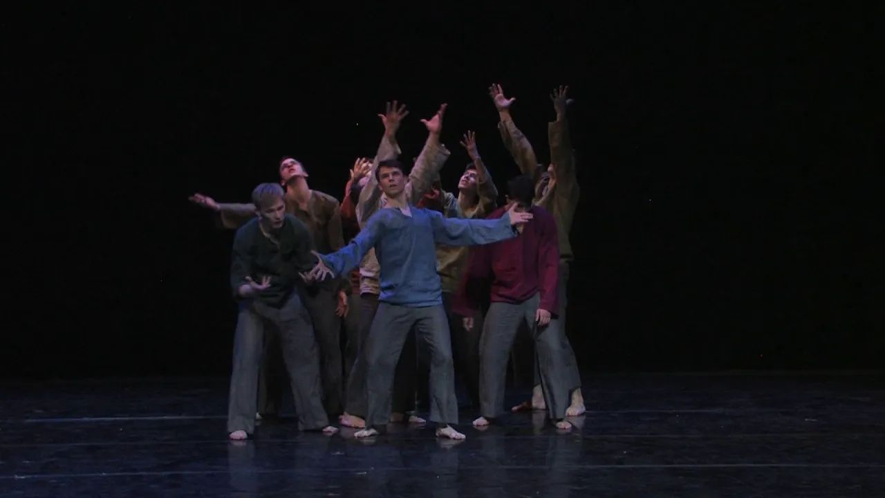 Музыка народная. «Бурлаки». Фрагмент из отчетного концерта МГХУ им. Л.М. Лавровского смотреть онлайн