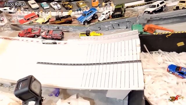 hot wheels Jump test Golf MK2,Focus rs,Cossie RS, Beaverworx Rock Drop Jump смотреть онлайн