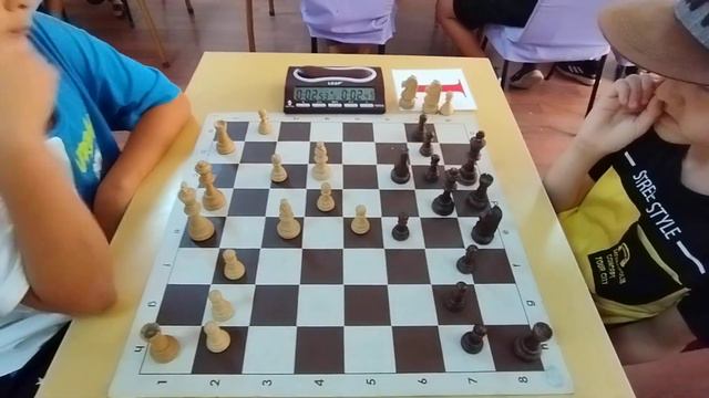 Sanakbay Temirlan 1разряд vs Bybit Abylmansur 4разряд CHESS смотреть онлайн