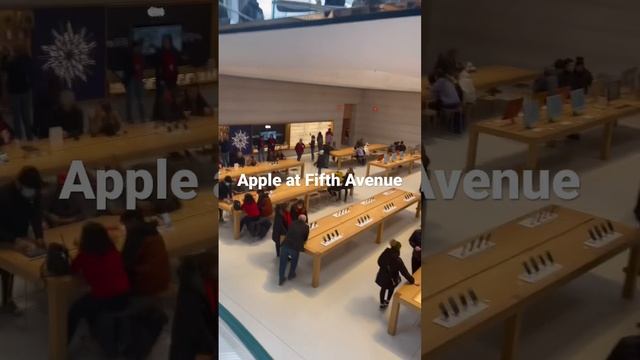 Apple at Fifth Avenue, New York смотреть онлайн