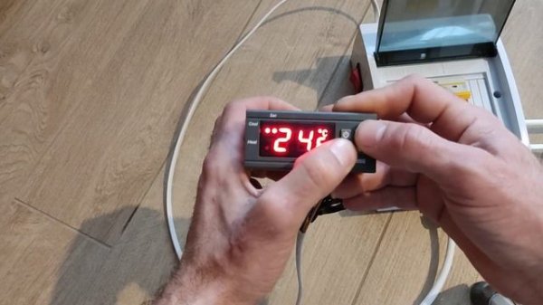 Блок управления коптильней. Простой и надёжный.