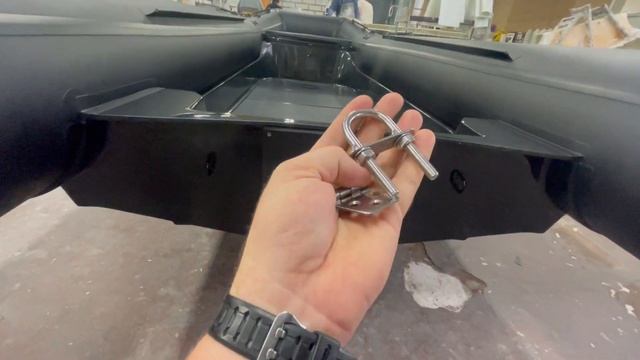 лодки РИБ (RIB) RiverBoats RB 430R для клиента в полностью черном цвете смотреть онлайн