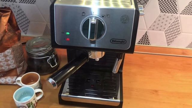 Кофеварка рожковая De'Longhi ECP 33 21. Отзыв и обзор смотреть онлайн