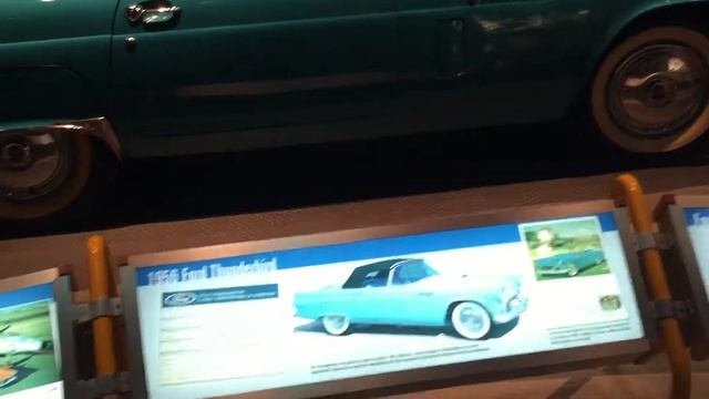 Ford Rouge Factory Visitor's Center смотреть онлайн