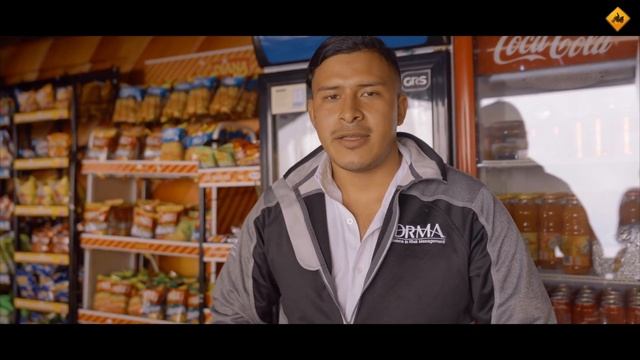 Una MISTERIOSA CHICA me hace CAMBIAR de PLAN (S20/E11) VUELTA AL MUNDO en MOTO con CHARLY SINEWAN смотреть онлайн