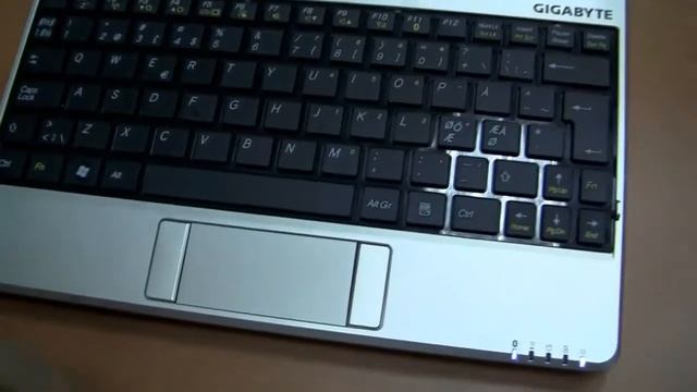 Gigabyte T1005P Convertible Netbook Now With Resistive Touch