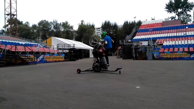 Мотошкола Motoleon смотреть онлайн