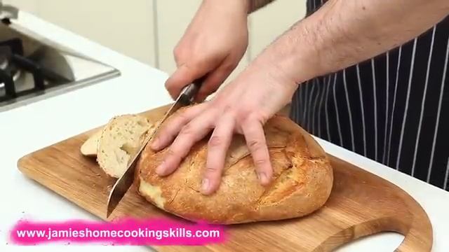 How to slice a loaf of bread - Jamie Oliver's Home Cooking Skills смотреть онлайн