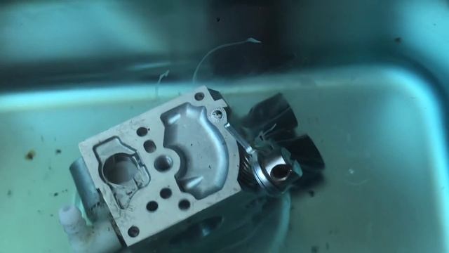 Ультразвуковая чистка карбюратора бензокосы Stihl FS55 смотреть онлайн