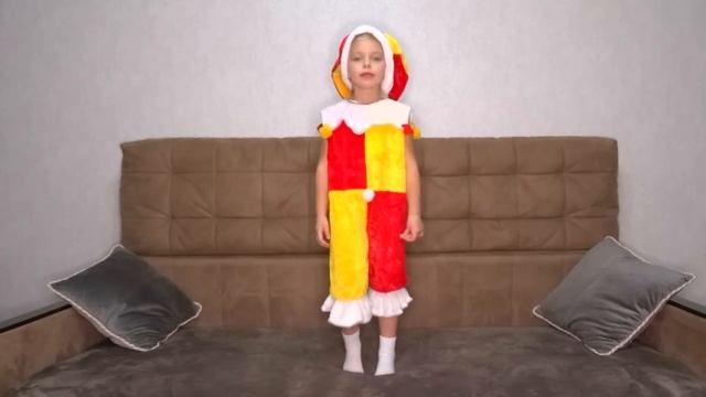 НОВОГОДНЯЯ ПЕСЕНКА Почему медведь зимой спит смотреть онлайн