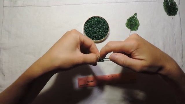 Роза из бисера Часть 1 / Beaded Rose Part 1 смотреть онлайн