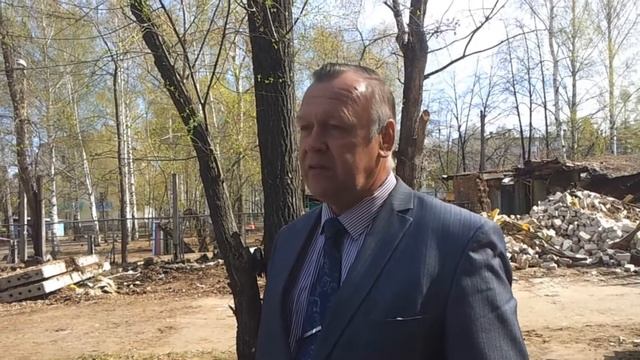 Видеорепортаж: демонтаж "пирожковой", 6 мая 2015, г. Чайковский смотреть онлайн