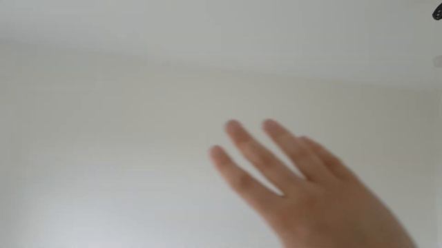 Crown vs Dulux: Pure Brilliant White comparison part 2, with change in light смотреть онлайн