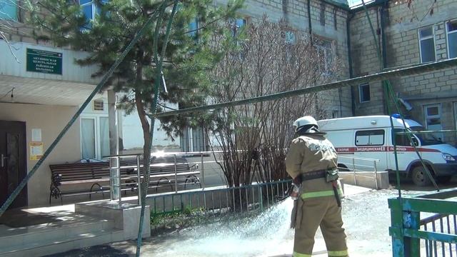 В Акушинском районе продолжаются мероприятия по дезинфекции общественных мест смотреть онлайн