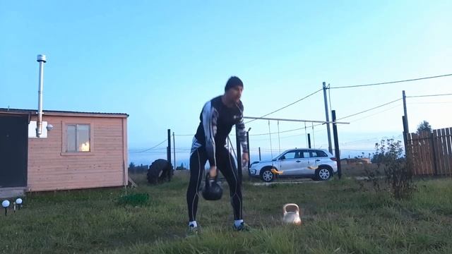 Комплексная тренировка с гирей на всё тело. Complex training with kettlebell for the whole body. смотреть онлайн