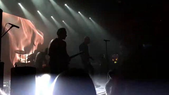 Eisbrecher - Was ist hier los? (СПб 2018) смотреть онлайн