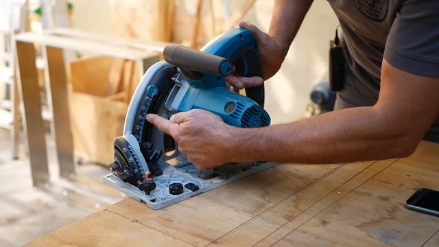 Test ed analisi dalla sega Makita SP6000J смотреть онлайн