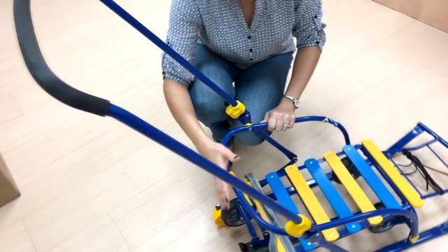 Обзор санок с выкатными колесами Nikki 3 смотреть онлайн