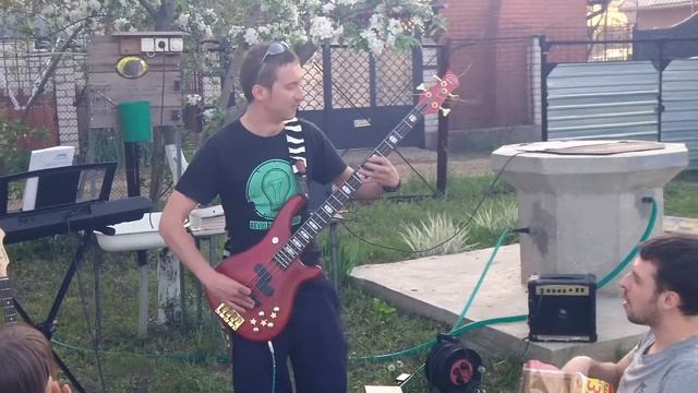 Песни под бас-гитару 2 смотреть онлайн