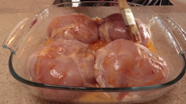 Сохраните это видео! Рецепты на праздничный стол.Куриные шарики с рисом.Картошка гармошка.Салат смотреть онлайн