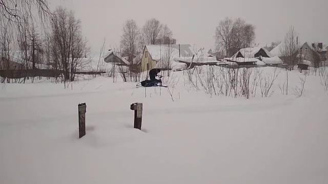 Мотособаки с лыжным модулем по рыхлому снегу смотреть онлайн