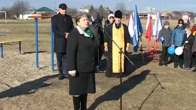 В микрорайоне №6 торжественно открыли спортивную площадку для взрослых и детей.